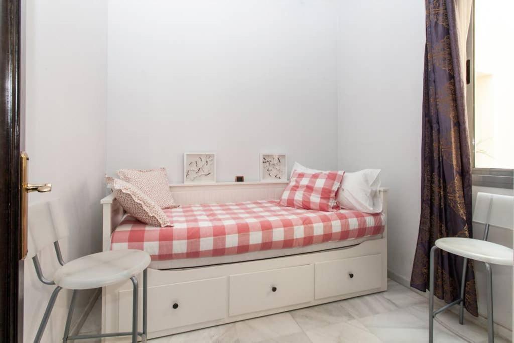 Apartamento Alfareria Seville Exterior photo